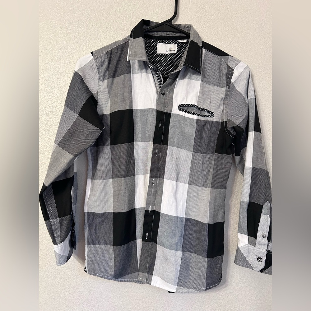 Craft flow plaid white and black boys shirt size 10/12